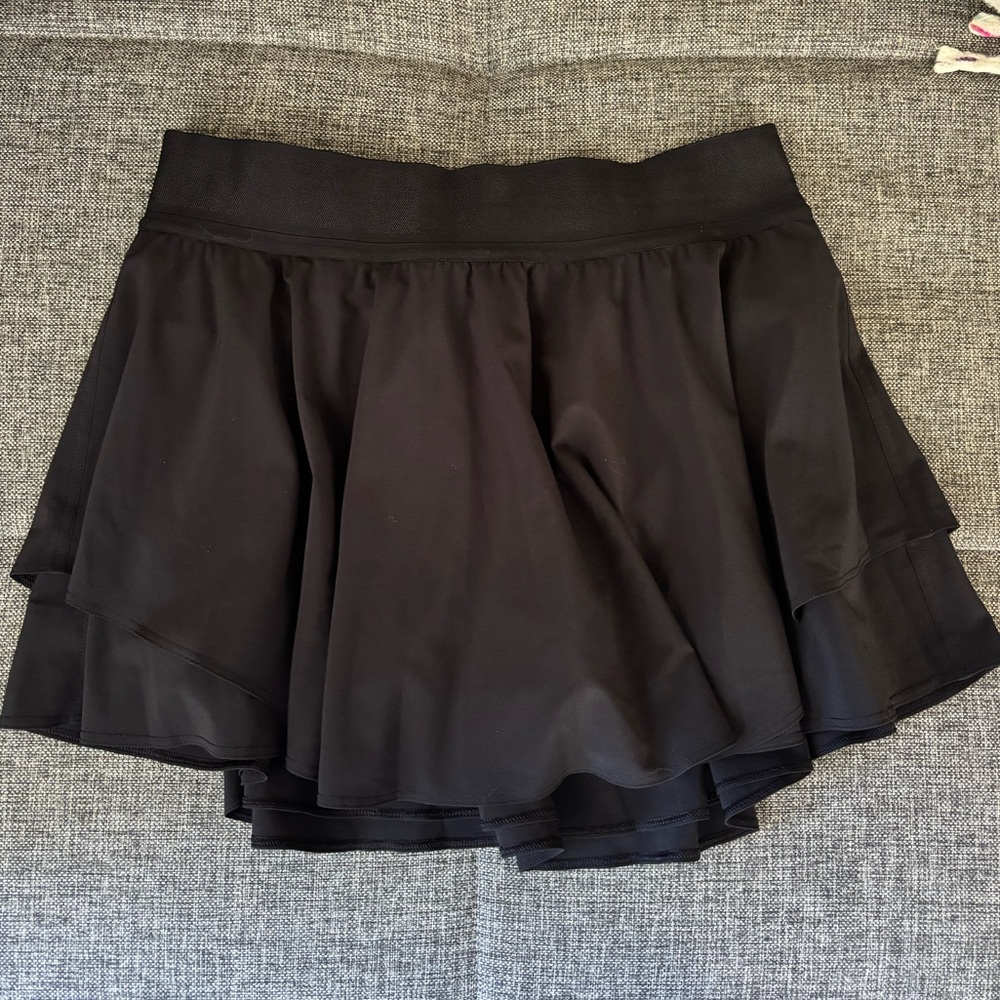 Lululemon Court Rival High Rise Skirt in Black